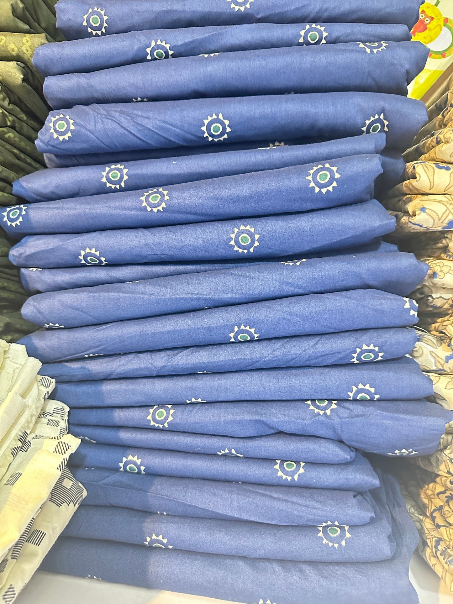 khaadi lawn same shirt trouser