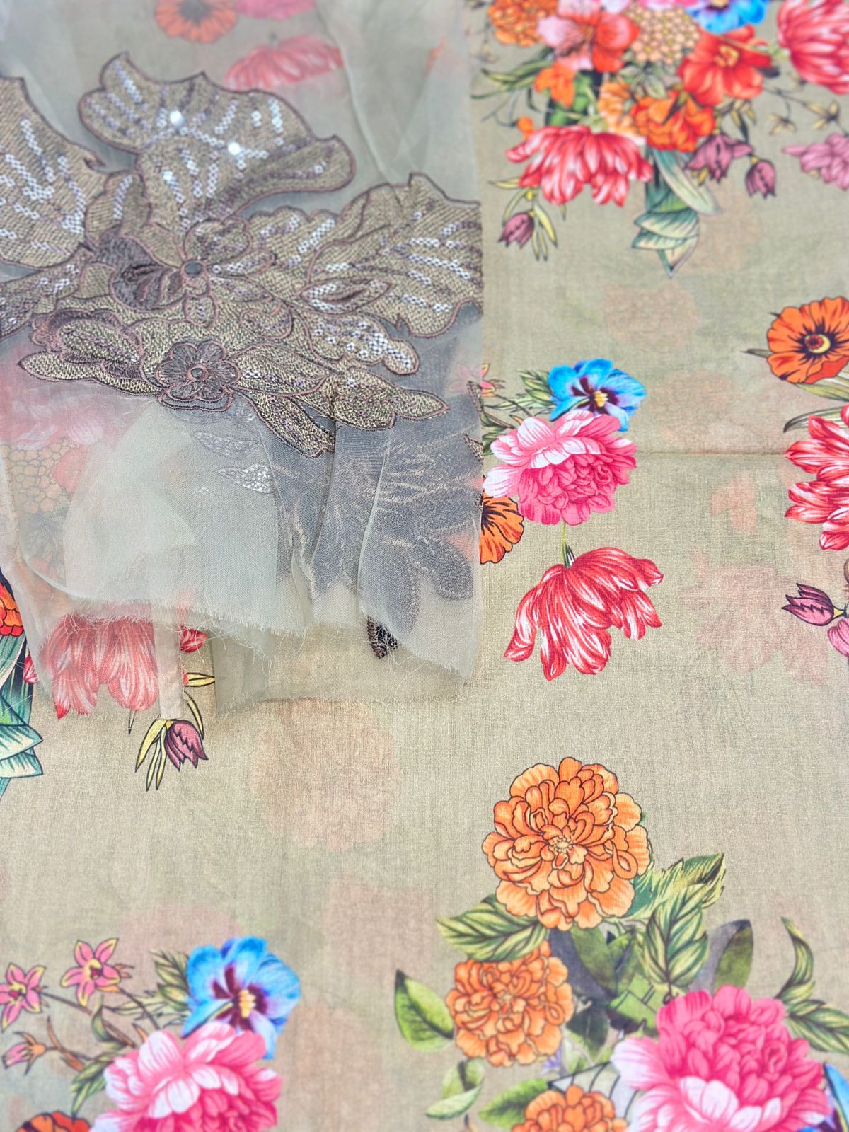 2pc Charizma Lawn with patch