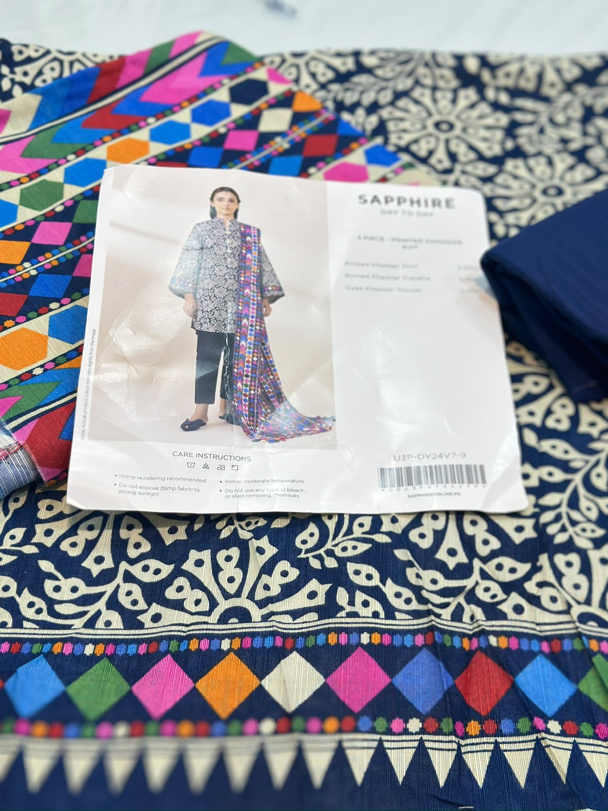 3pc Sapphire Khaddar shirt and Trouser with Dupatta