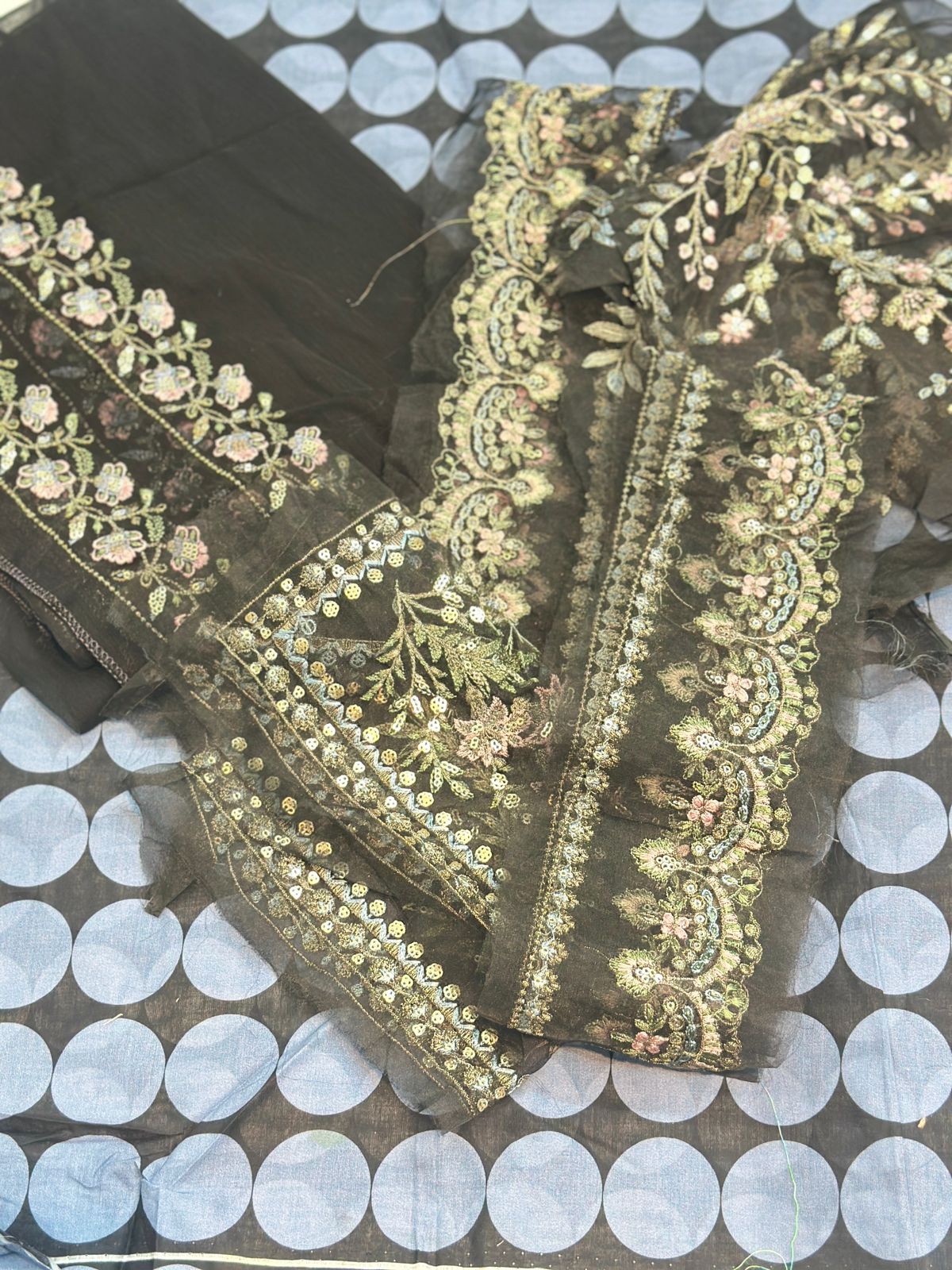 3pc Charizma Luxury Lawn suit