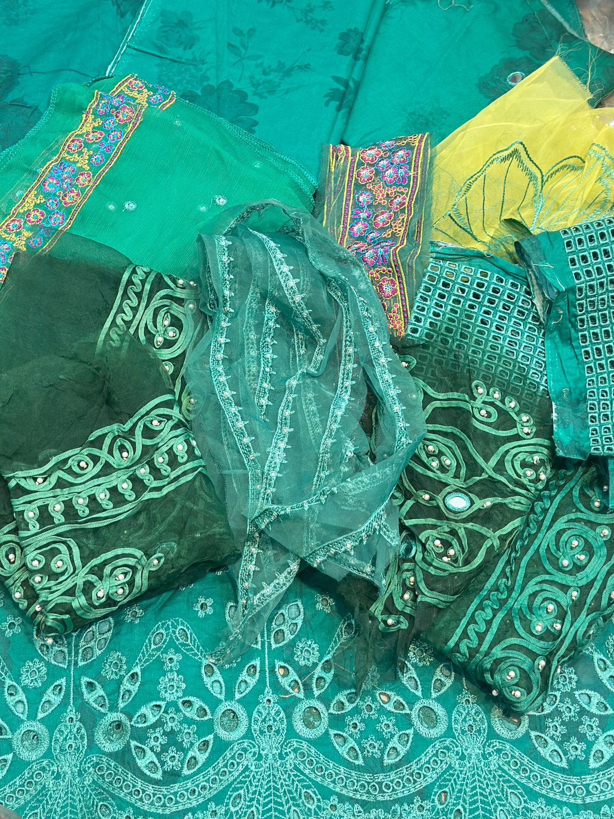 3pc Charizma Luxury Lawn suit