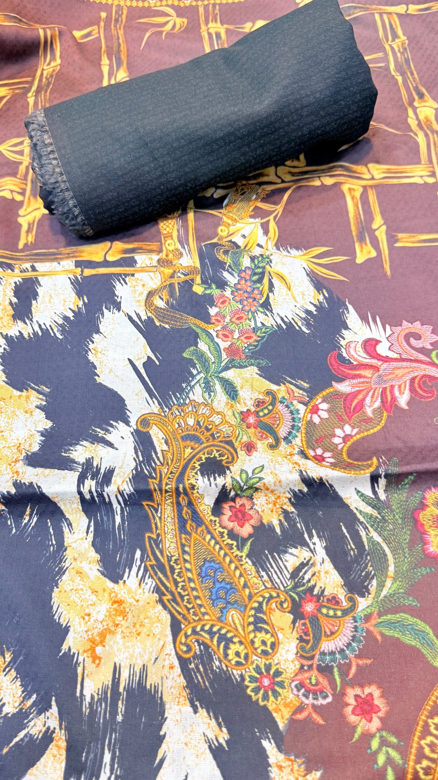 Nishat lilen jaquard shirt trouser