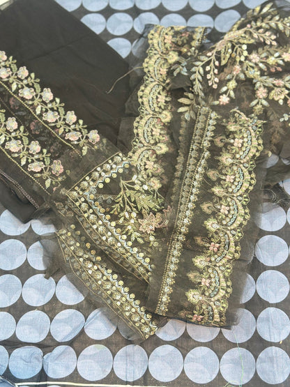 3pc Charizma Luxury Lawn suit